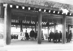 昭和6年拝殿での神事